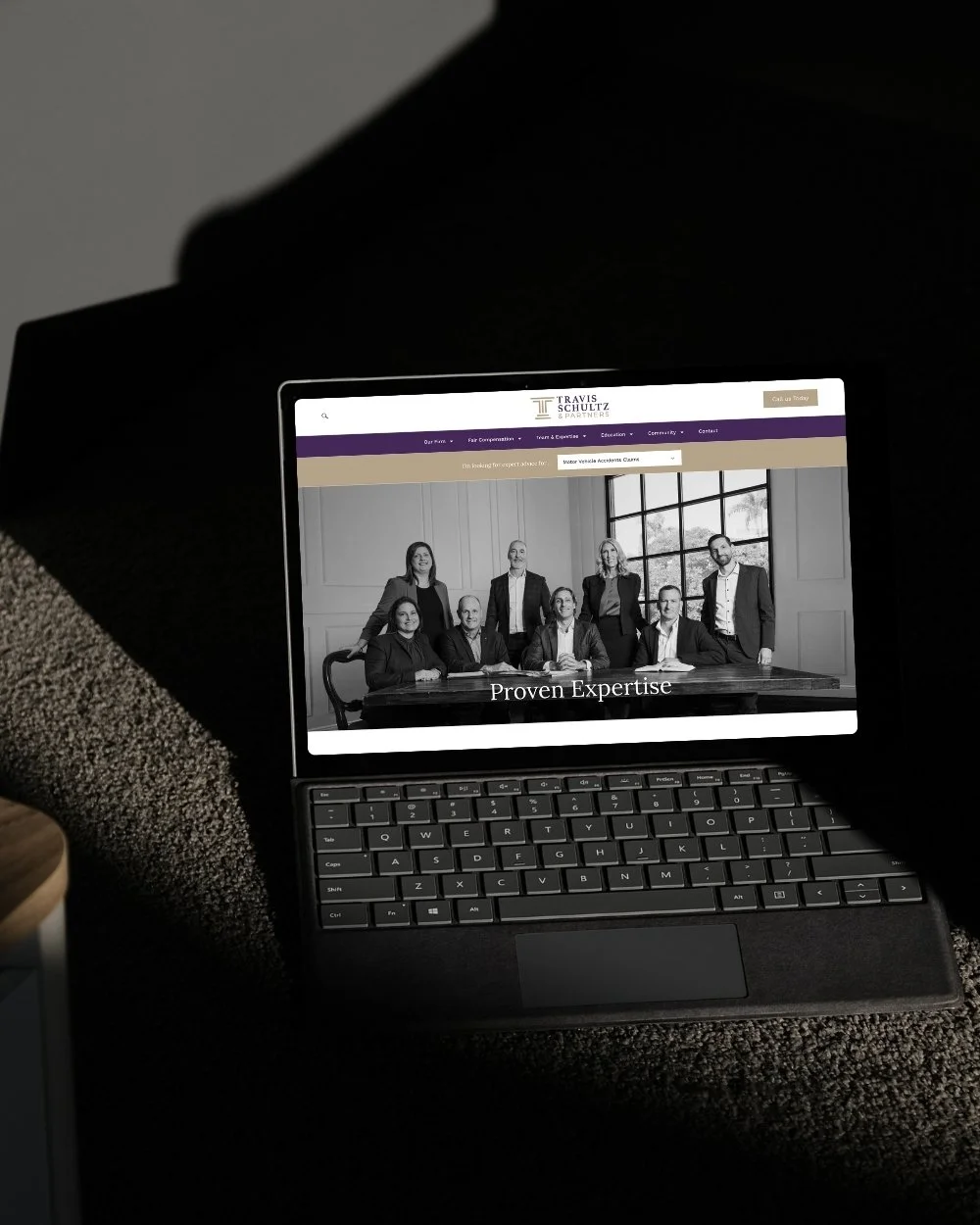 7. 9-Website+Still-SM00034